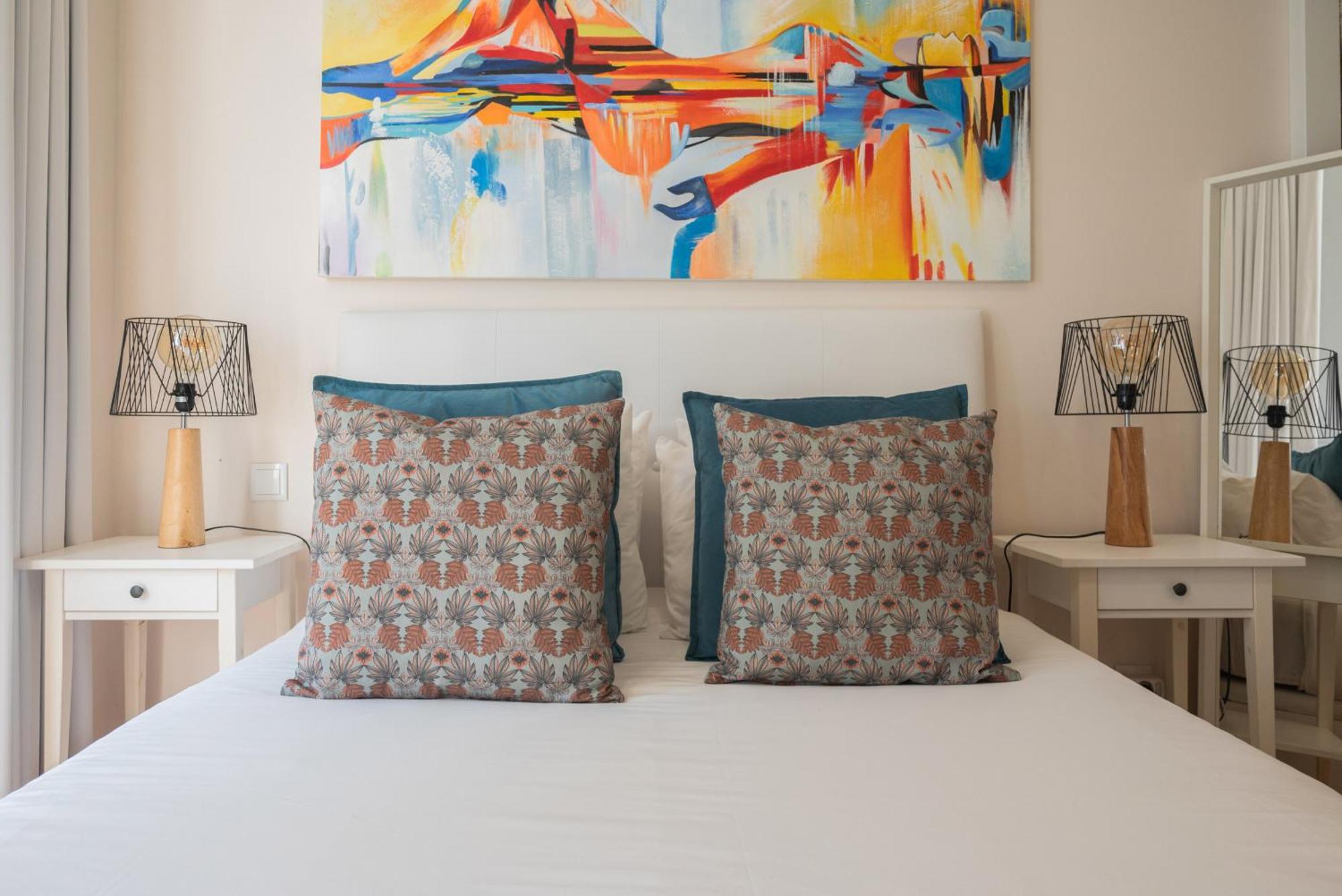 Lovely Charm House Downtown Porto Near Metro With Ac Экстерьер фото