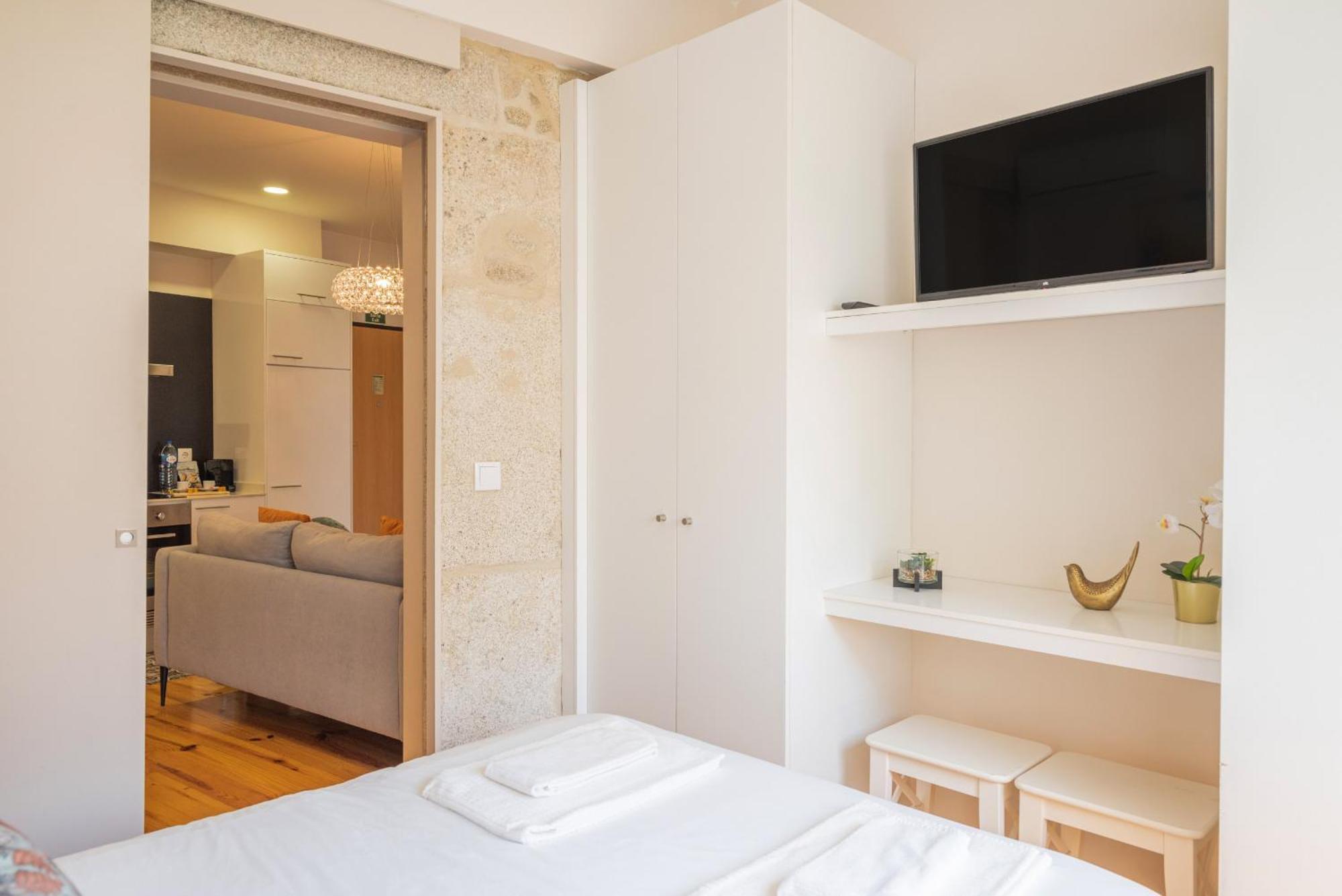 Lovely Charm House Downtown Porto Near Metro With Ac Экстерьер фото