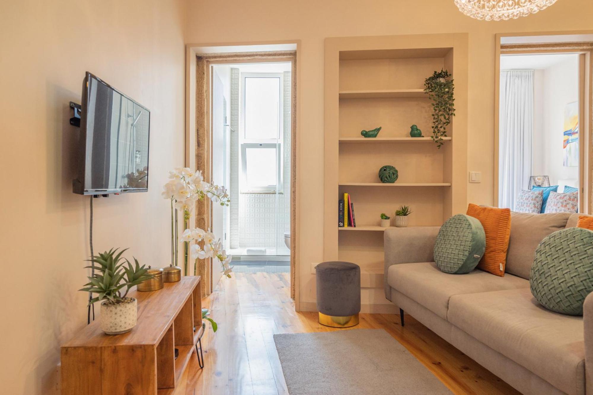 Lovely Charm House Downtown Porto Near Metro With Ac Экстерьер фото